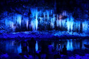 三十槌の氷柱(みそつちのつらら)